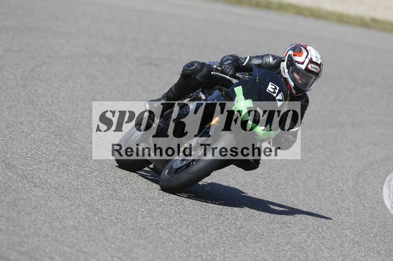 /07 09.04.2026 Cornu Master School ADR/Gruppe blau/37